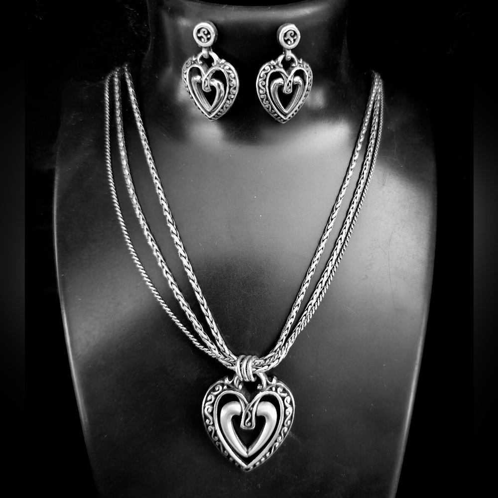 Brighton ELLINGTON HEART Brushed Silver Design Heart Necklace  & Earrings Set